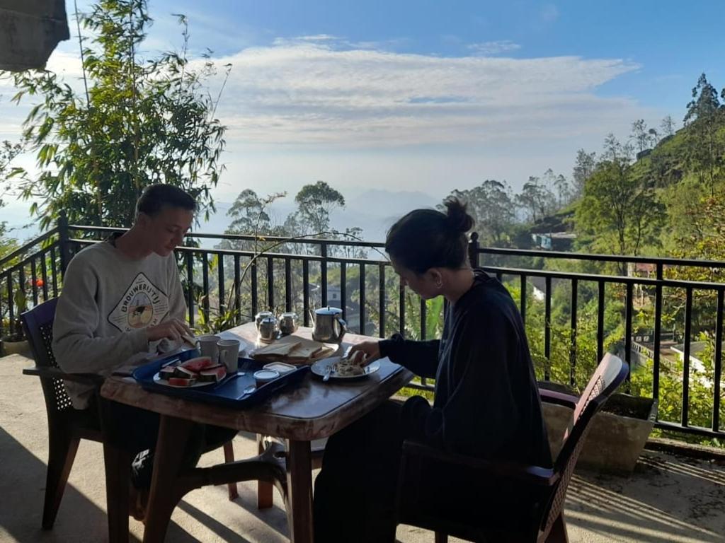 Farah Guest Inn Haputale Luaran gambar