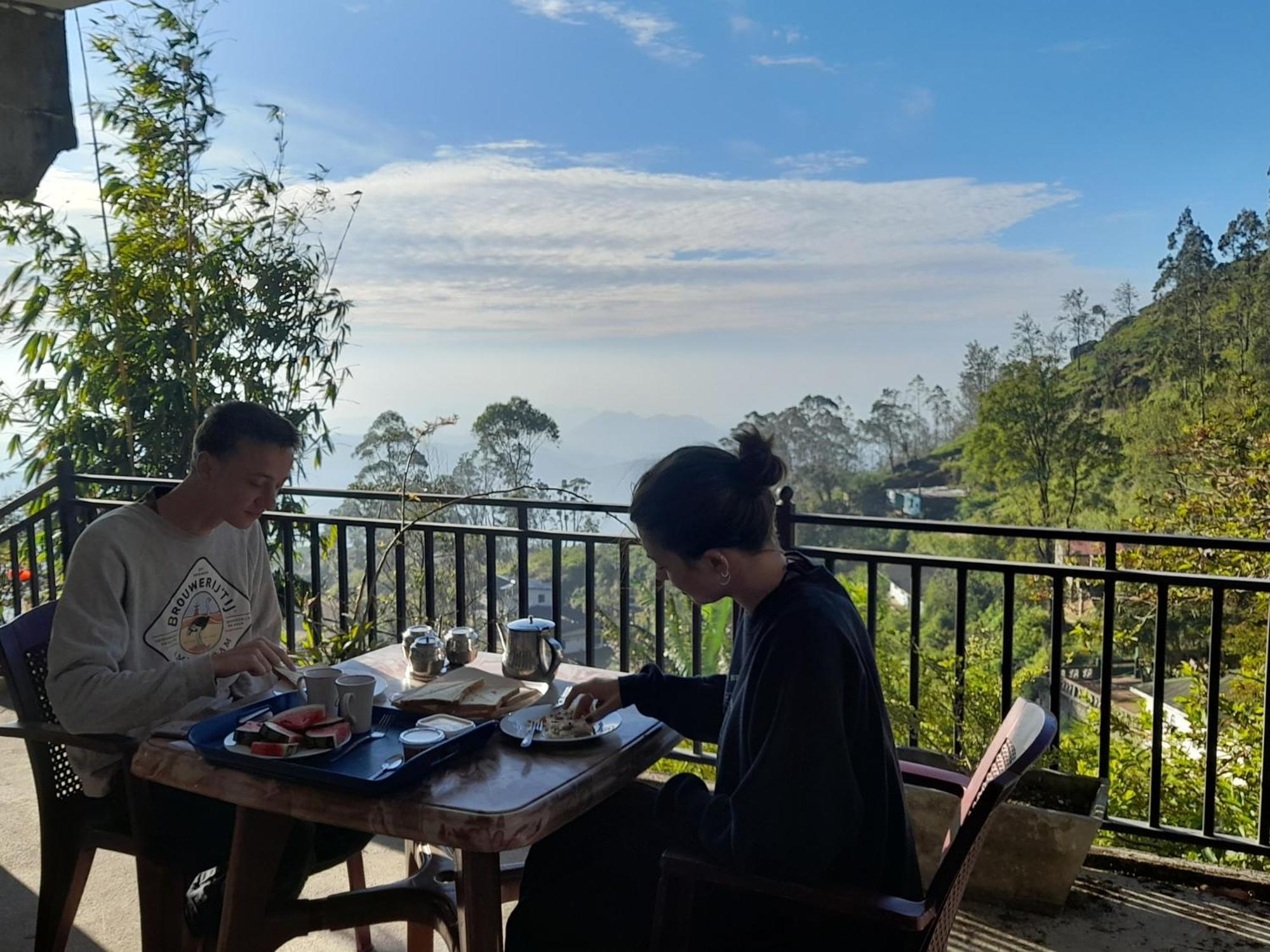 Farah Guest Inn Haputale Bilik gambar