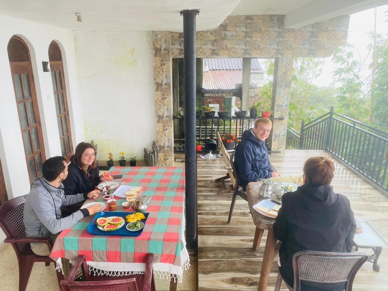Farah Guest Inn Haputale Luaran gambar