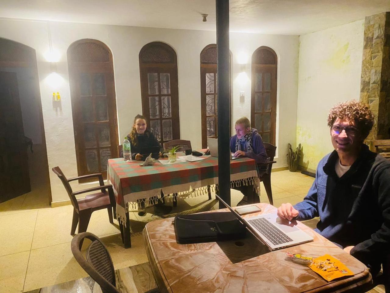 Farah Guest Inn Haputale Luaran gambar